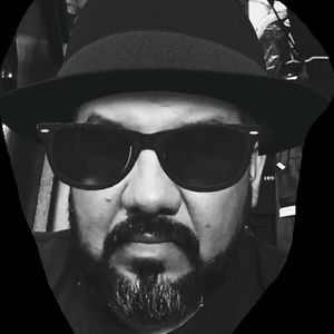 Meet your Posher, Marcos